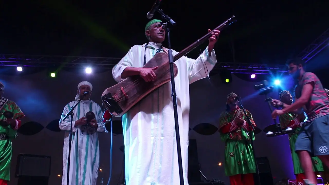 Maâlem Stitou performing