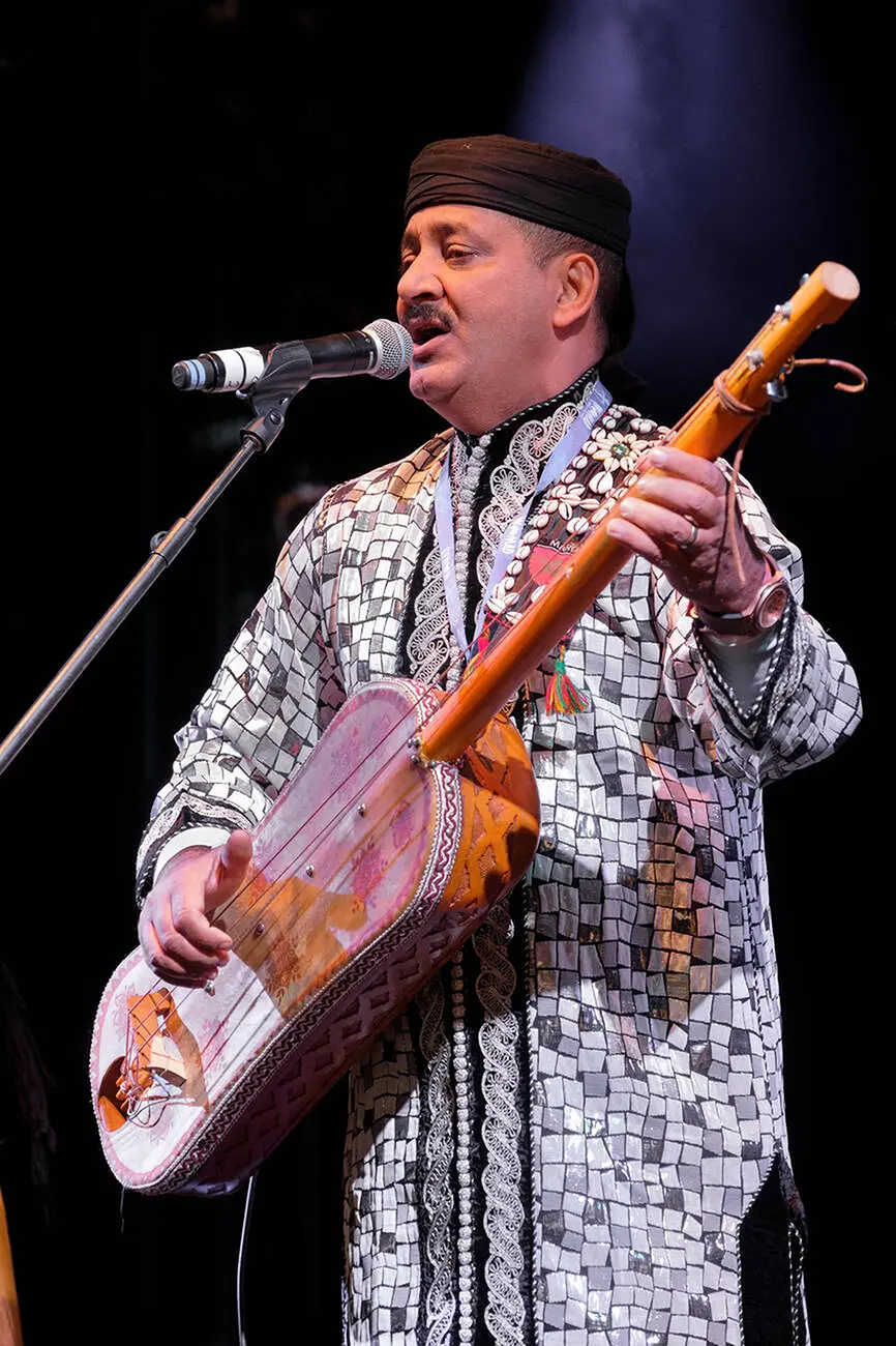 Hamid El Kasri Performing